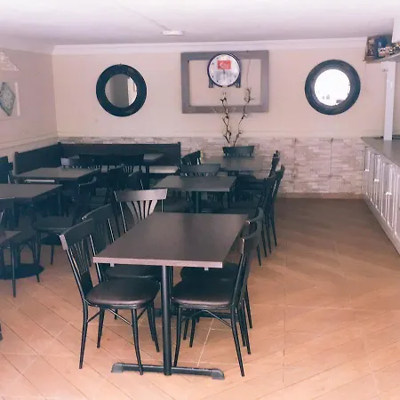 ホテル Istanbul Yildiz 3*